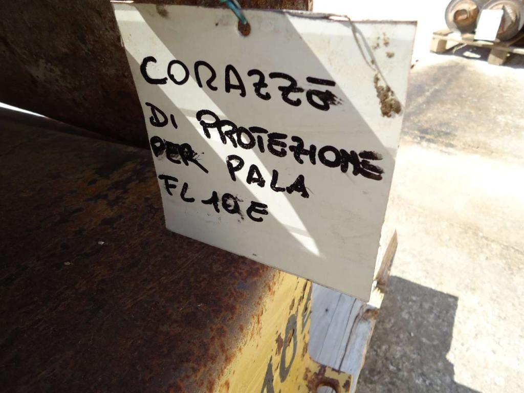 Corazze inferiori per Fiat Allis FL10E Foto 2