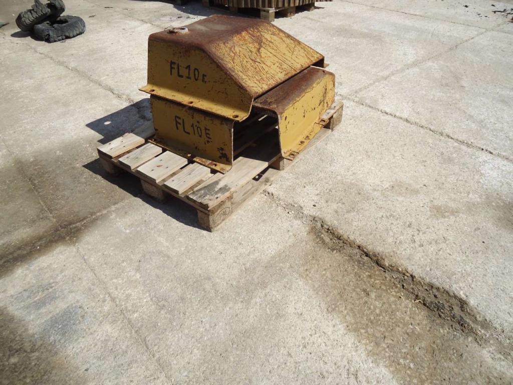 Corazze inferiori per Fiat Allis FL10E Foto 4
