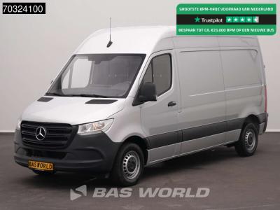 Mercedes-Benz Sprinter 215 CDI Automaat 150pk L2H2 MBUX Camera Airco Parkeersensoren CarPlay Euro6 L2 Airco in vendita da BAS World B.V.