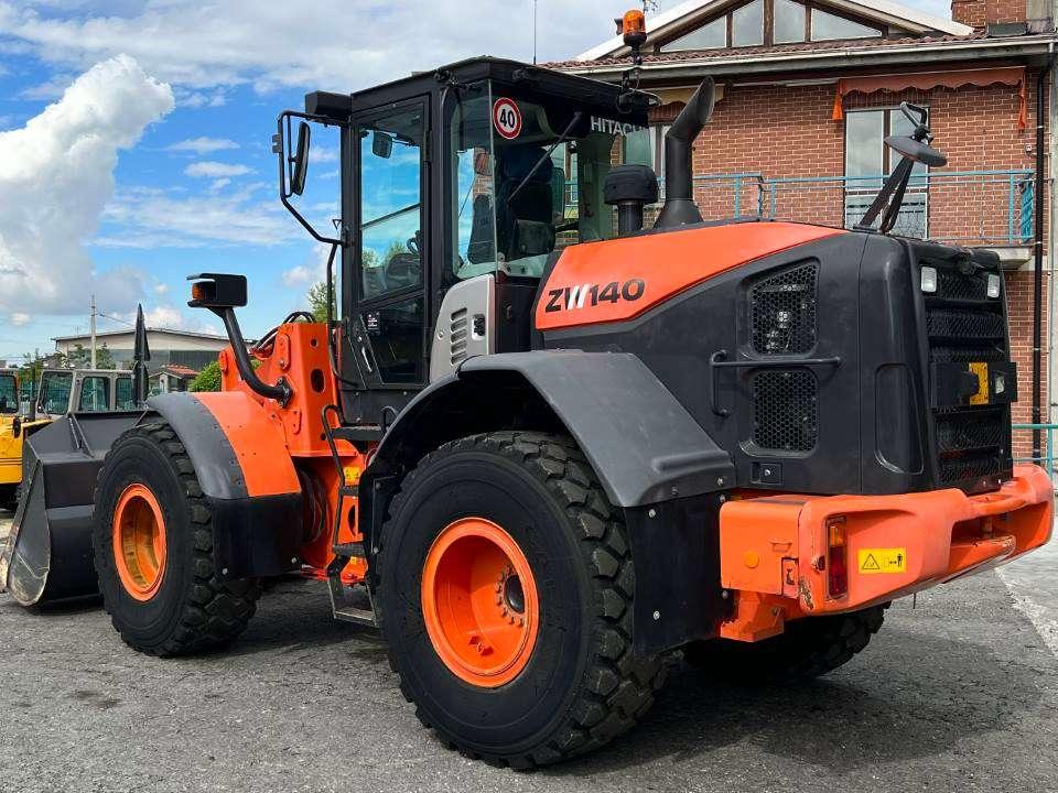 Hitachi ZW140-5B Foto 3