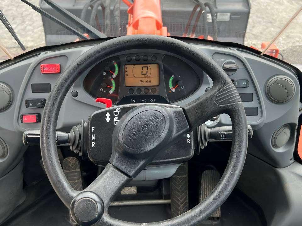 Hitachi ZW140-5B Foto 7
