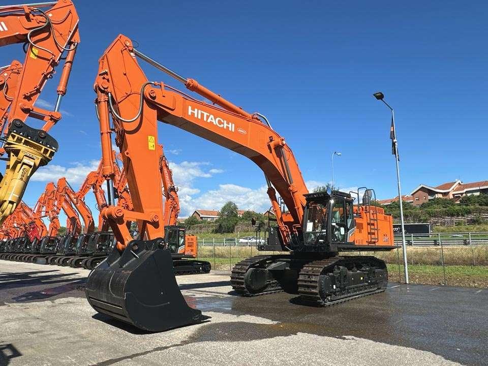 Hitachi ZX690LCH-7 Foto 1