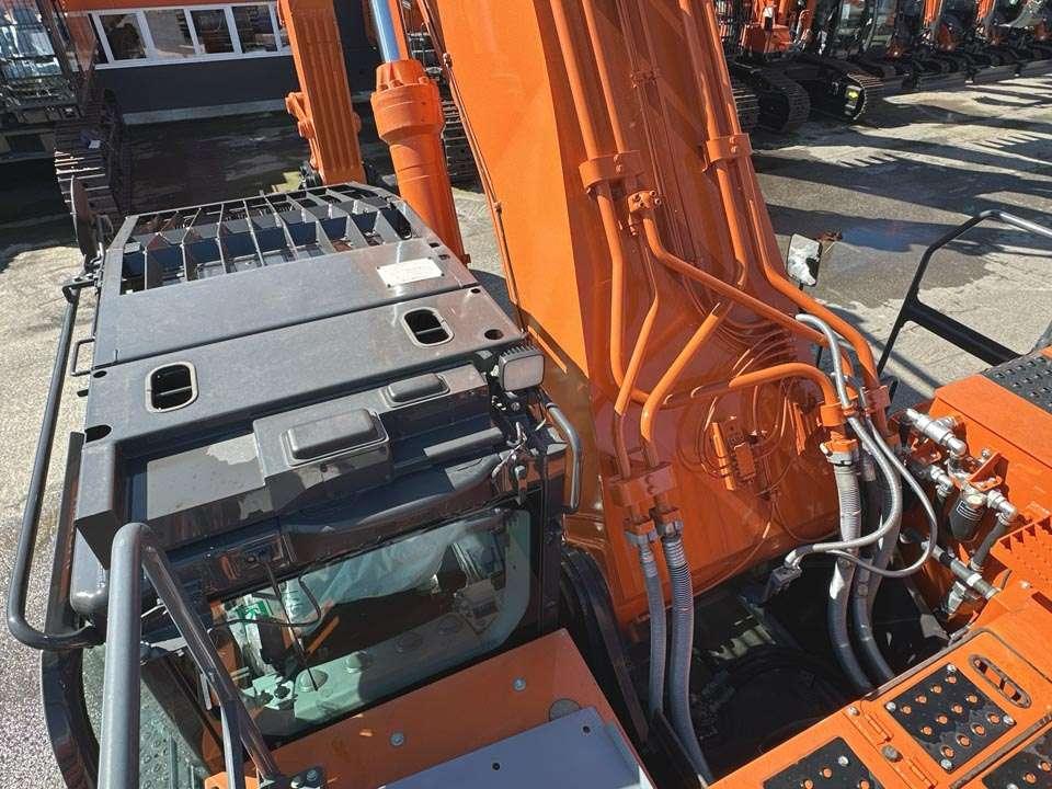 Hitachi ZX690LCH-7 Foto 11