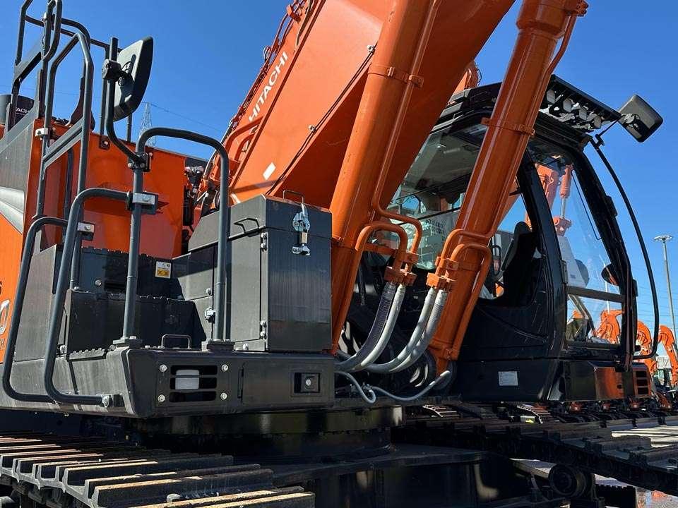 Hitachi ZX690LCH-7 Foto 6