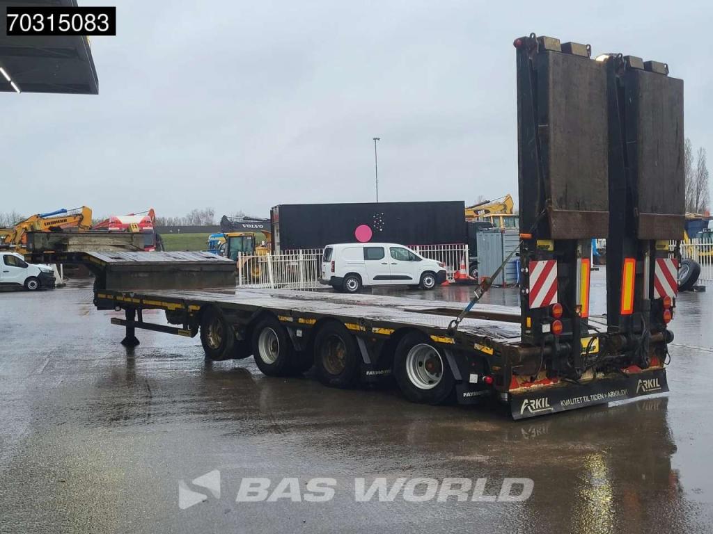 Faymonville F-S44-1ALN Extendable Ramps Steering Axle Foto 5