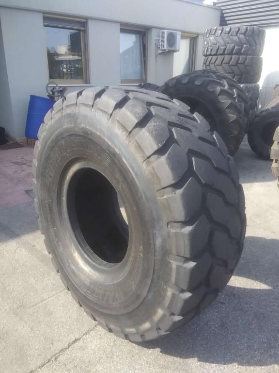 Bridgestone 23.5 R25 Foto 2