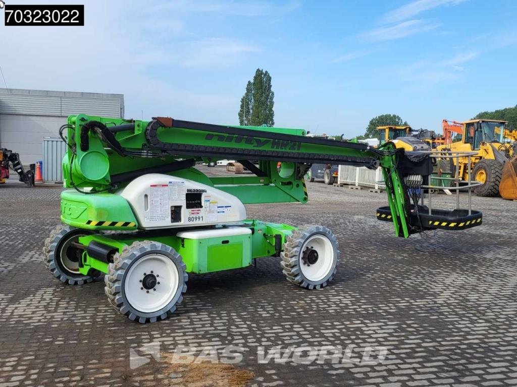 NIFTY HR21DE 2WD Foto 18