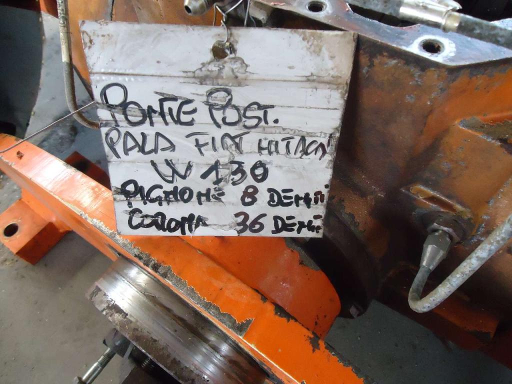 Assale posteriore per Fiat Hitachi W130 Foto 8