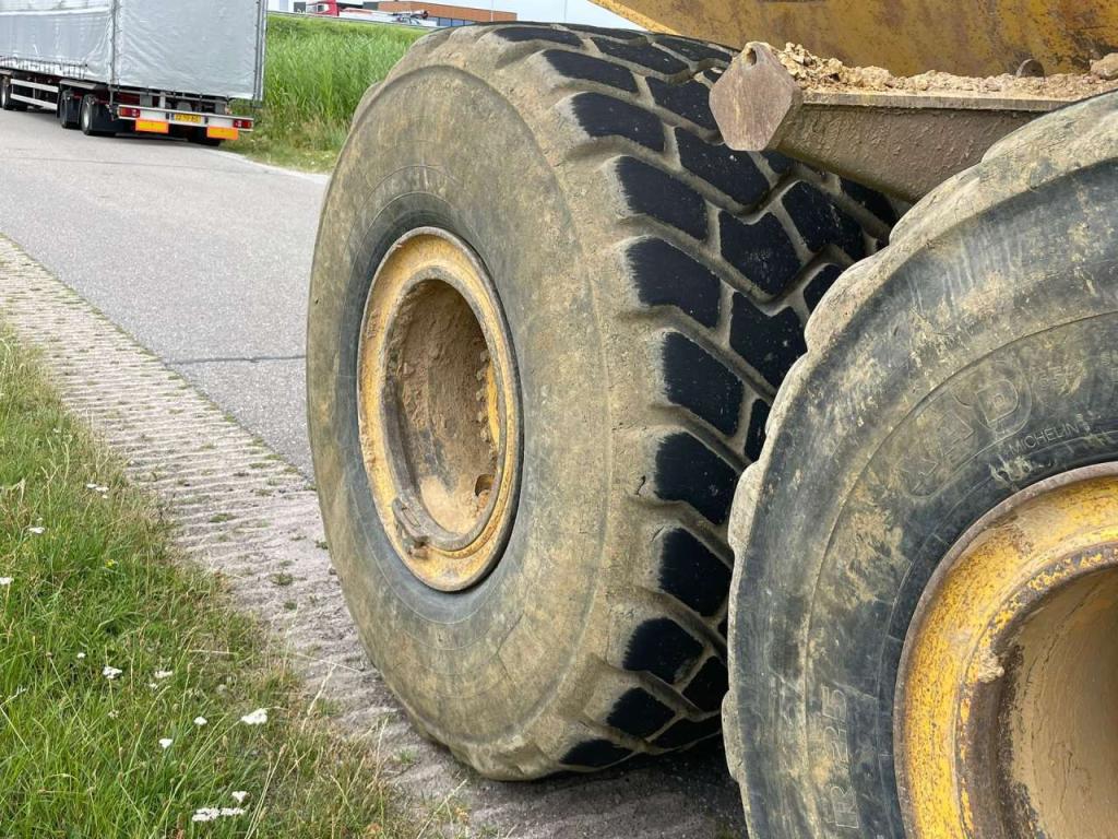 Komatsu HM300 Foto 15