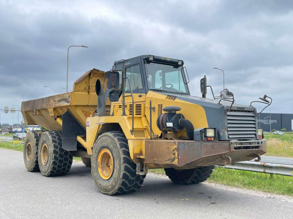 Komatsu HM300 Foto 7