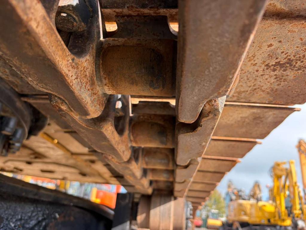 Caterpillar 323FLN Foto 15