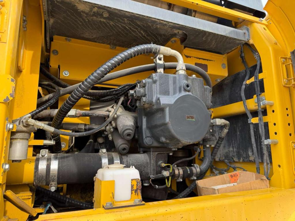 Komatsu PC490LC-11E0 Foto 22