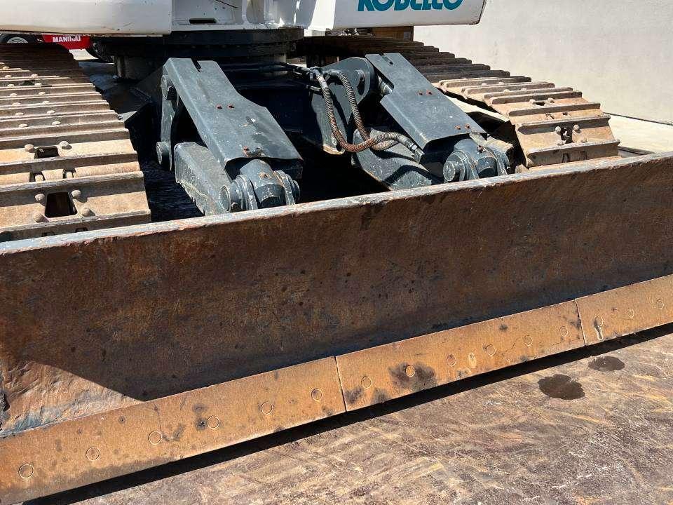 Kobelco SK260SR-3 Foto 6