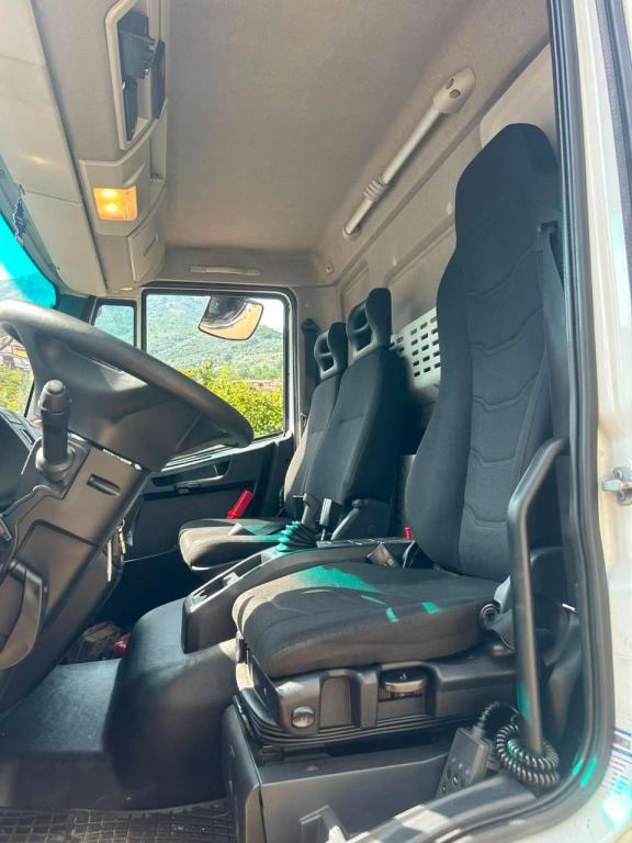 Iveco EUROCARGO 180-250 Foto 18