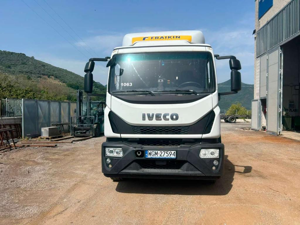 Iveco EUROCARGO 180-250 Foto 2