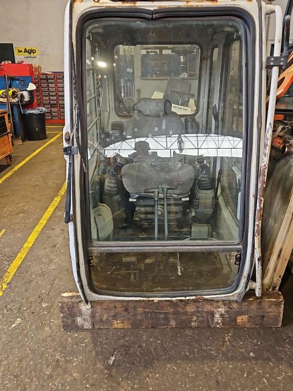 Cabina per Fiat Hitachi ex215 Foto 1