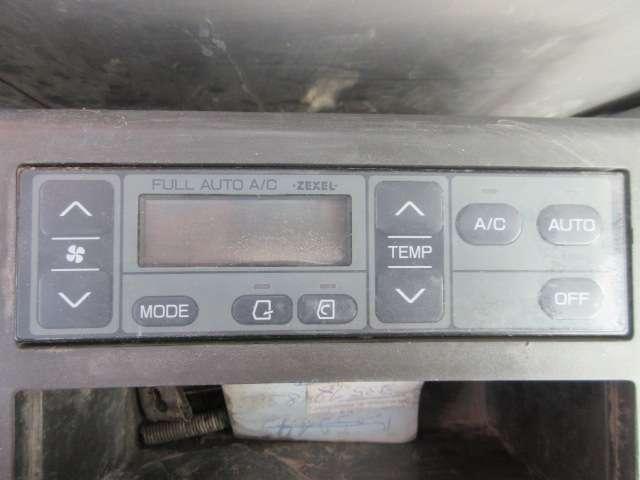 Hitachi ZX210 Foto 23
