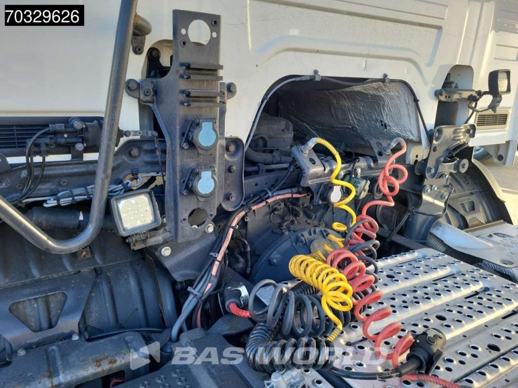 Scania P360 P 4X2 Daycab Navi Foto 11