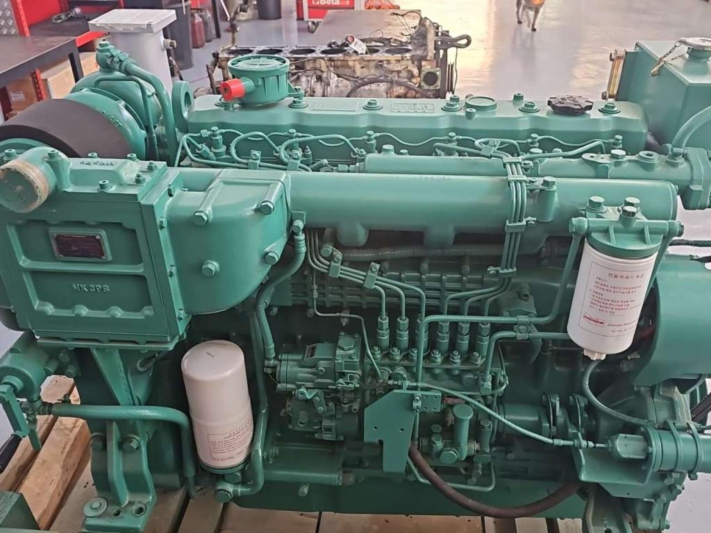 Doosan L126TIM Foto 1