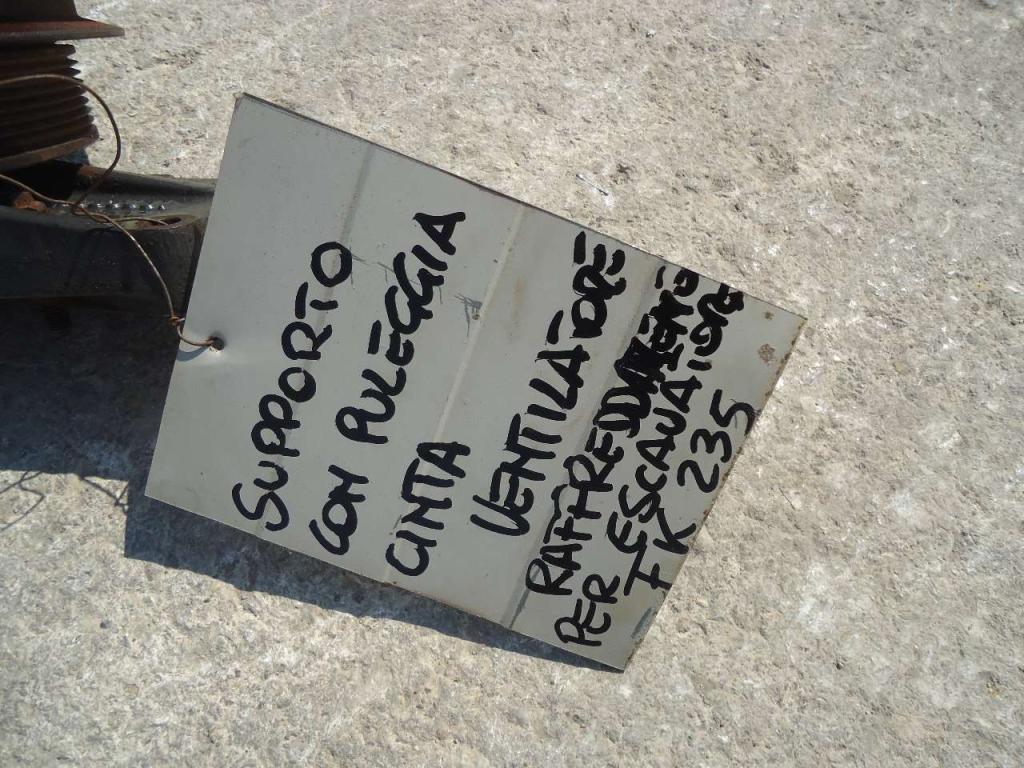 Puleggia per Fiat Kobelco 235 Foto 4