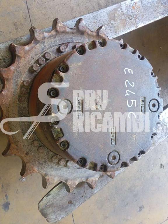Riduttore di traino per New Holland E 245 C Foto 7