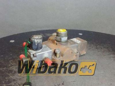 Case 921C in vendita da Wibako