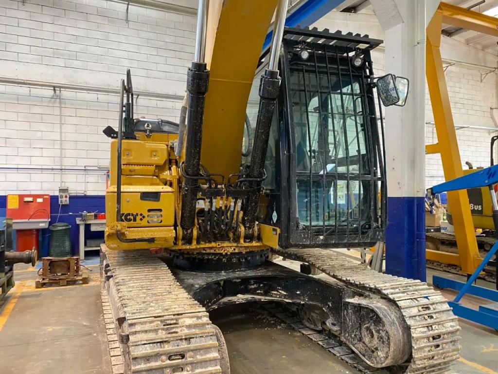 Caterpillar 323FLN Foto 2