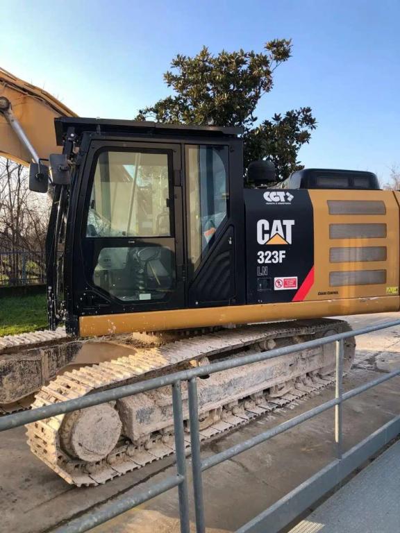 Caterpillar 323FLN Foto 6