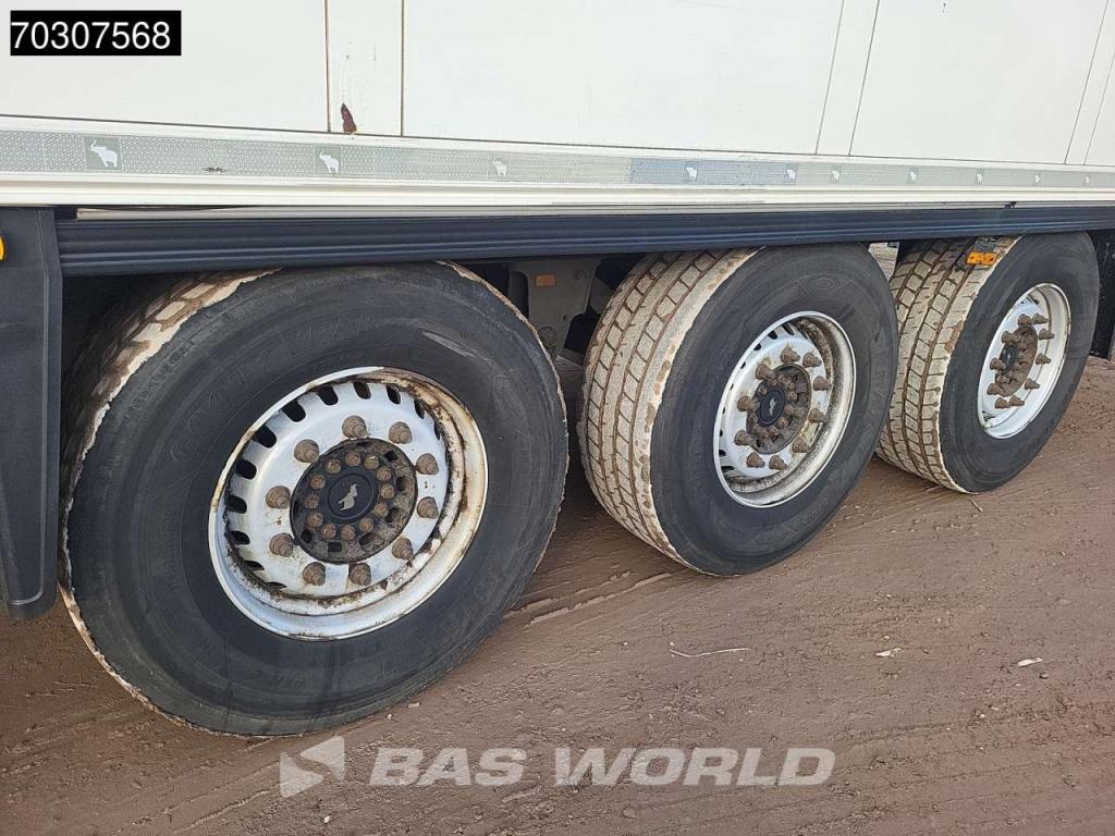Schmitz SCB*S3B 3 axles TUV 12/26 Doppelverdampfer Blumenbreit Foto 17