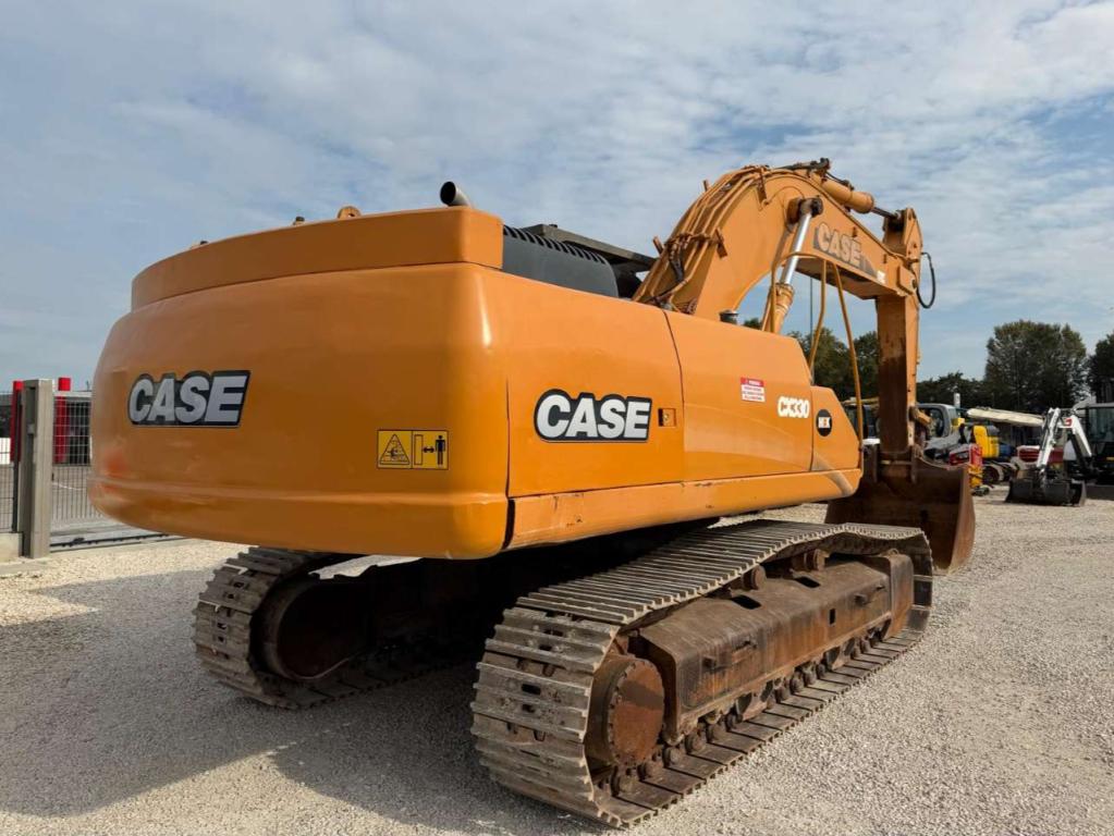 Case CX330 Foto 4