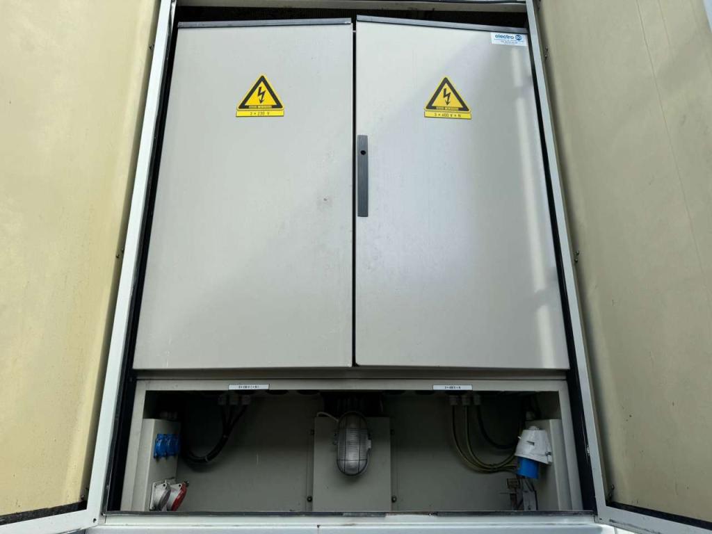 Olympian GEP165 150kVA Generator set on trailer Foto 30