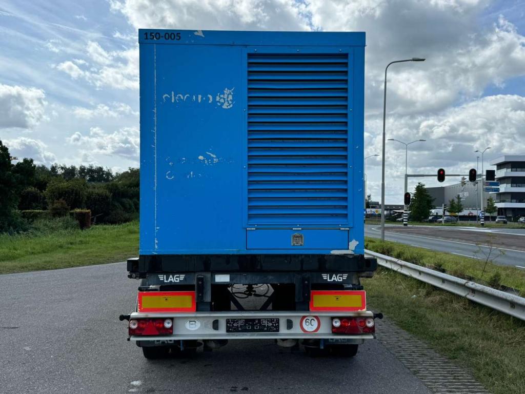 Olympian GEP165 150kVA Generator set on trailer Foto 5