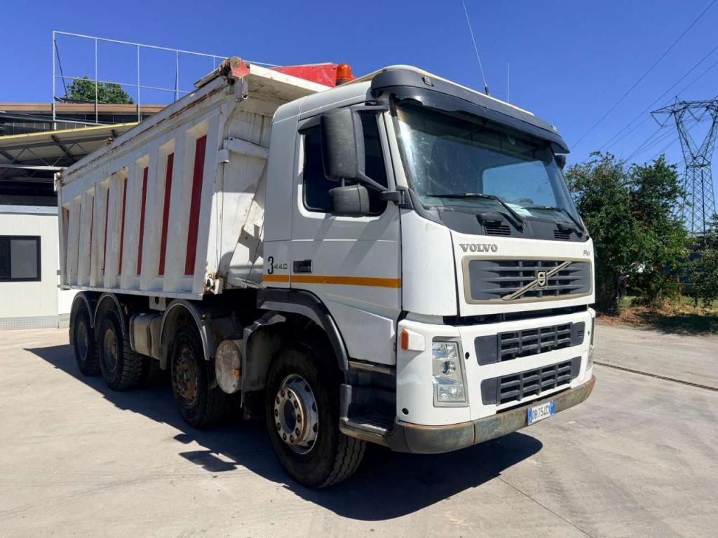 Volvo FM 12 440 Foto 1