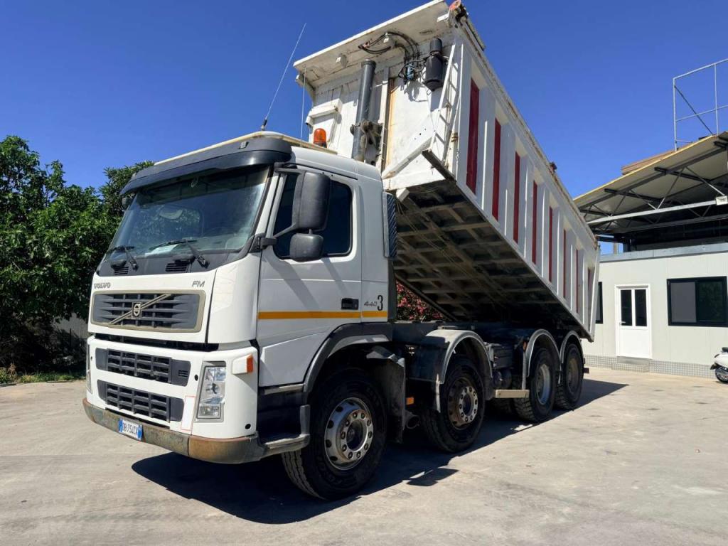 Volvo FM 12 440 Foto 13