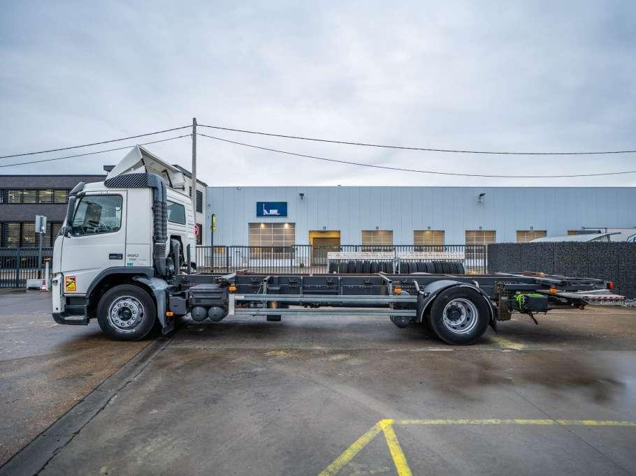 Volvo FM 330 Foto 6