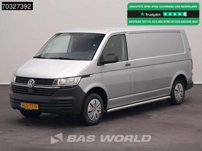Volkswagen Transporter 110pk L2H1 Airco Trekhaak Parkeersensoren Euro6 L2 Airco Trekhaak in vendita da BAS World B.V.