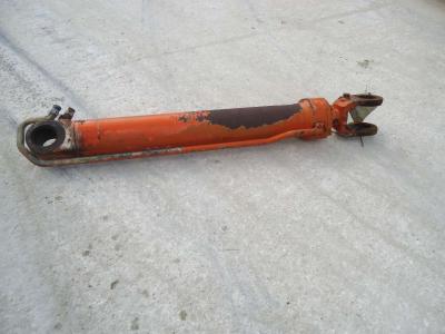 Pistone sollevamento per Fiat Kobelco W190 in vendita da OLM 90 Srl