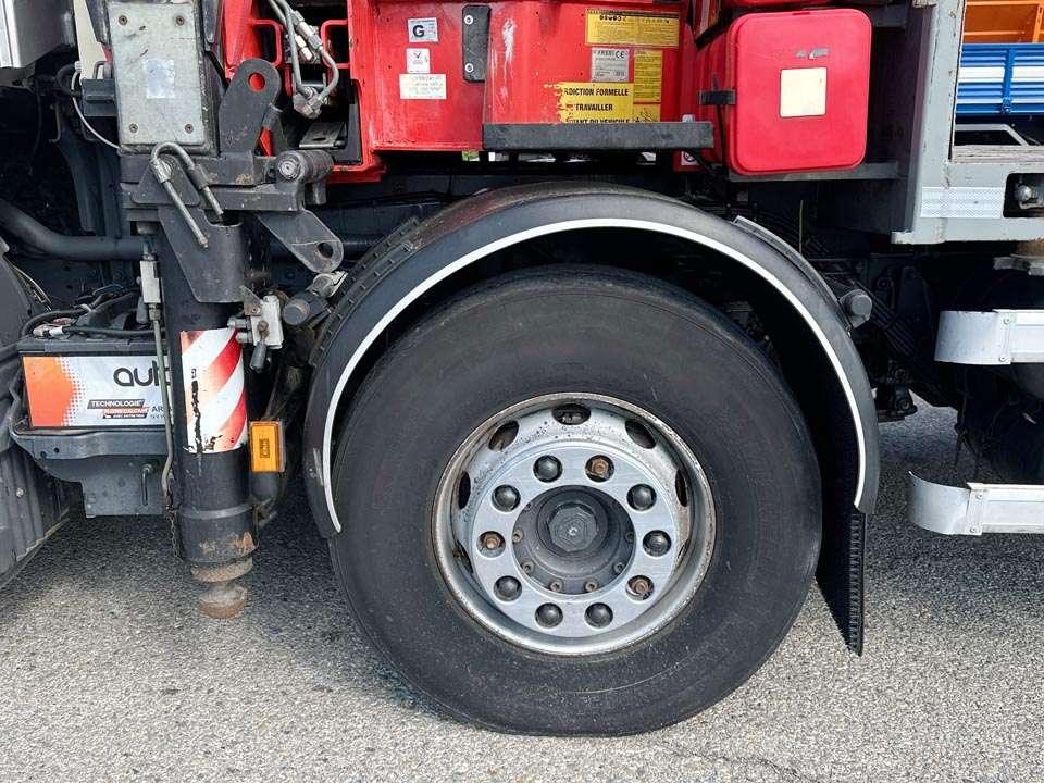 Scania R480 8X2 Foto 6