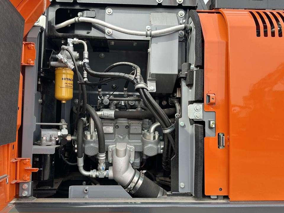 Hitachi ZX180LCN-7 Foto 9