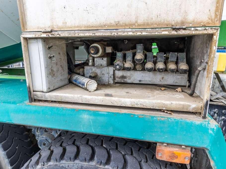 Scania P400 +STETTER 7m3+TAPIS THEAM TS 13 Foto 9