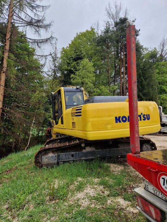 Komatsu PC240NLC-8 Foto 4