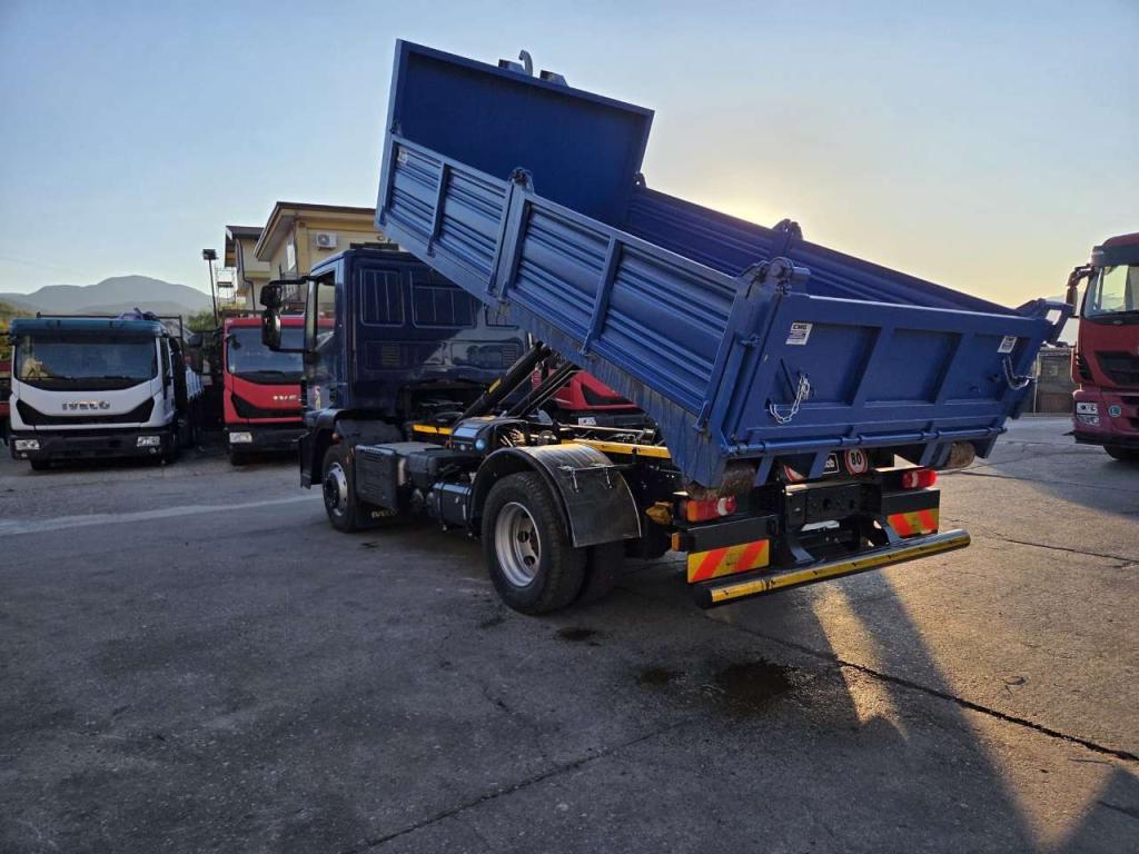 Iveco EUROCARGO CUBE 120-220 Foto 27