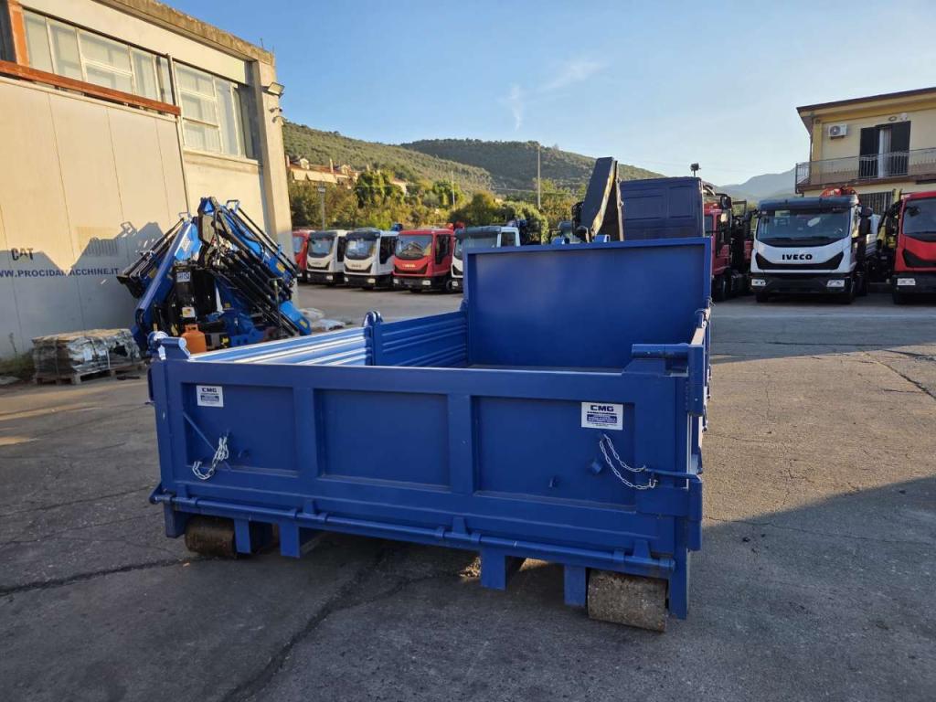 Iveco EUROCARGO CUBE 120-220 Foto 4