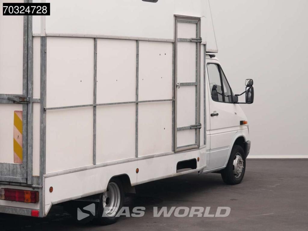 Mercedes-Benz Sprinter 412 D Dubbellucht Paardenwagen Horsetruck Pferdenwagen Foto 28