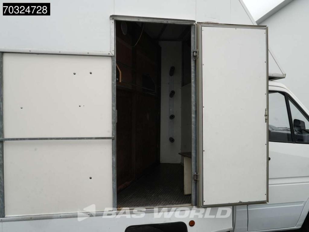 Mercedes-Benz Sprinter 412 D Dubbellucht Paardenwagen Horsetruck Pferdenwagen Foto 8