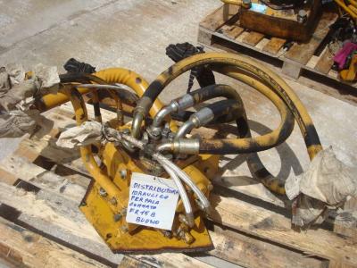 Distributore idraulico per PALA GOMMATA FR15B in vendita da OLM 90 Srl