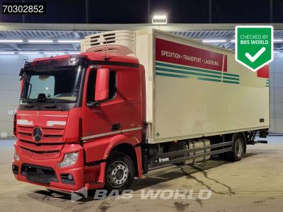 Mercedes Actros 1830 4X2 Mitsubishi 7C cooler 1500kg Ladebordwand Automatic Euro 6 in vendita da BAS World B.V.