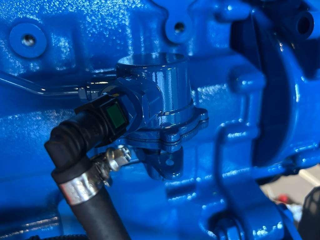 FG Wilson P33-3 - 33 kVA Open Genset - DPX-16003-O Foto 15