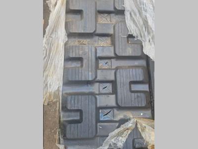 320 86 52T Cingolo in gomma per Takeuchi TL150 in vendita da Off Meccaniche Bonanni di B.