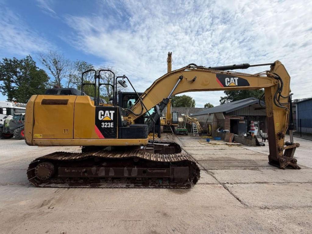 Caterpillar 323 EL Foto 4